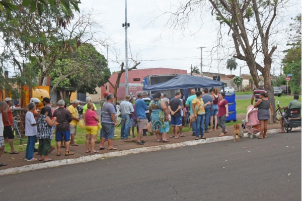Bom Prato Móvel completa primeira semana atendendo no Zequinha Amêndola